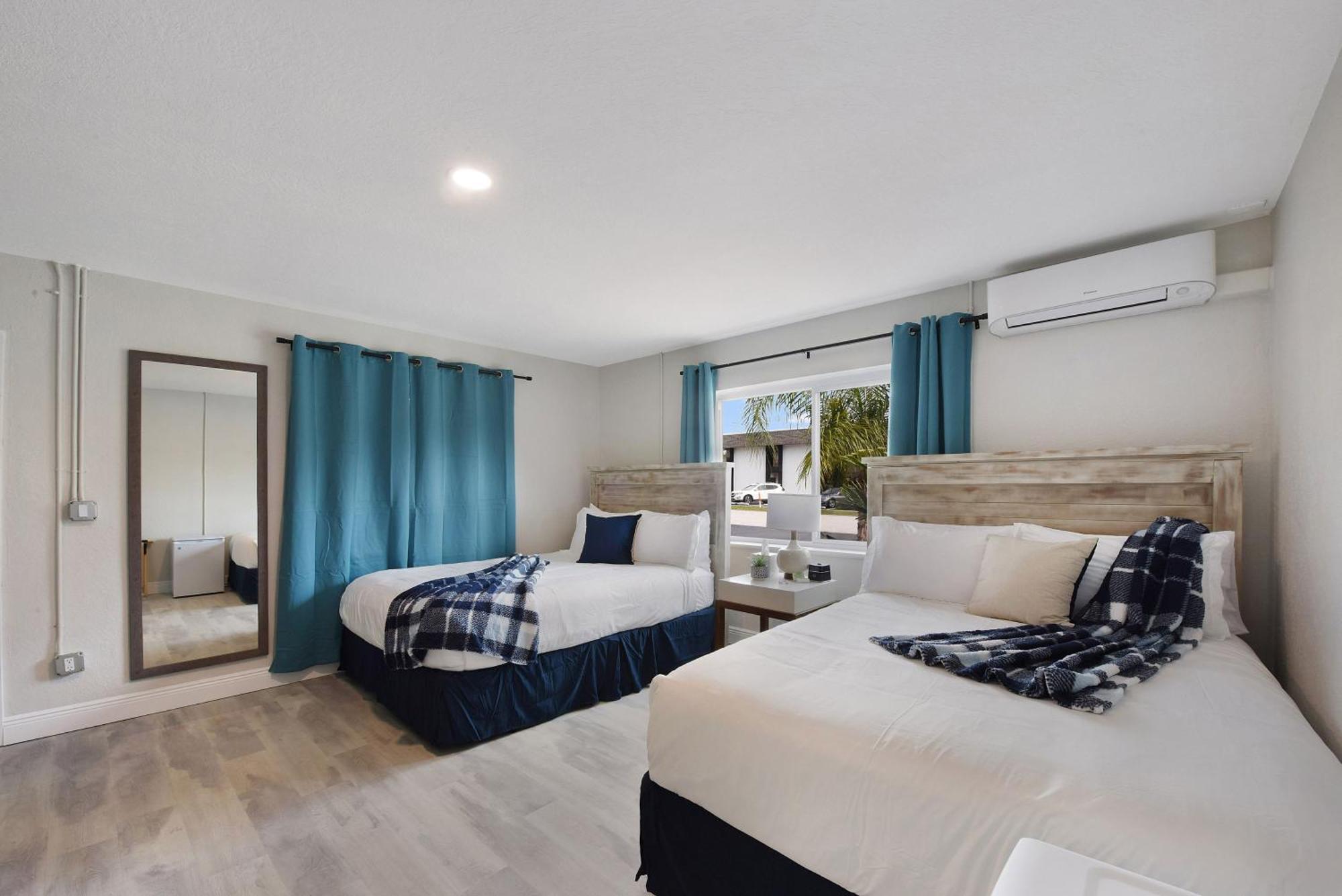 Palm Cove Motel Клируотер Экстерьер фото
